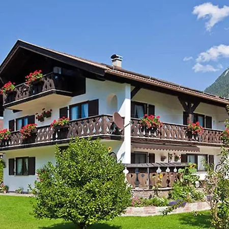 Lisa Suitner Apartment Mittenwald